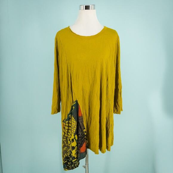 Chalet Plus Size 1X Mustard Crew Scoop Neck 3/4 Sleeve Asymmetrical Art Knit Top - Picture 1 of 8